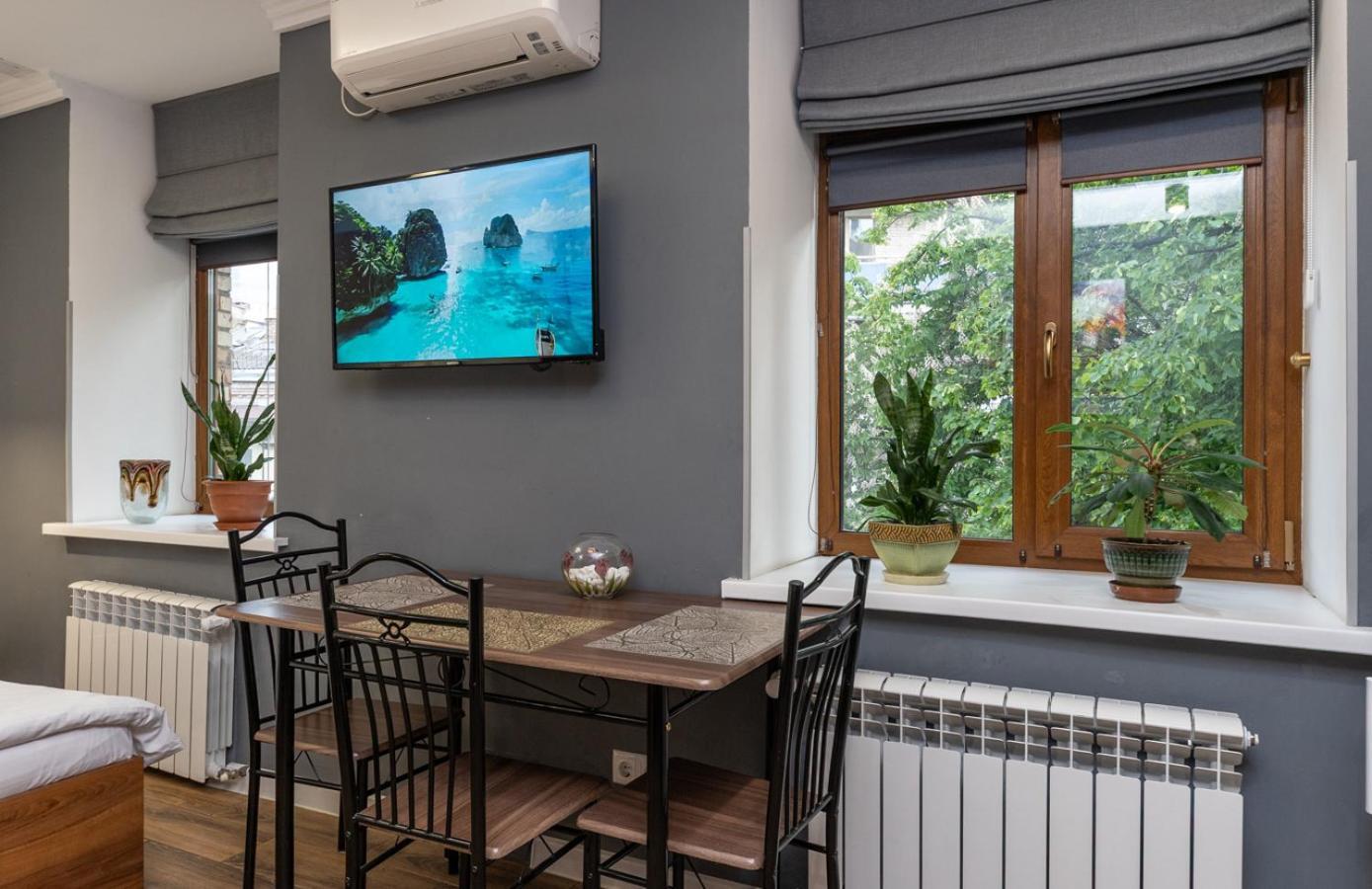 Lux Apartment Near Arena City Kiev Exterior foto