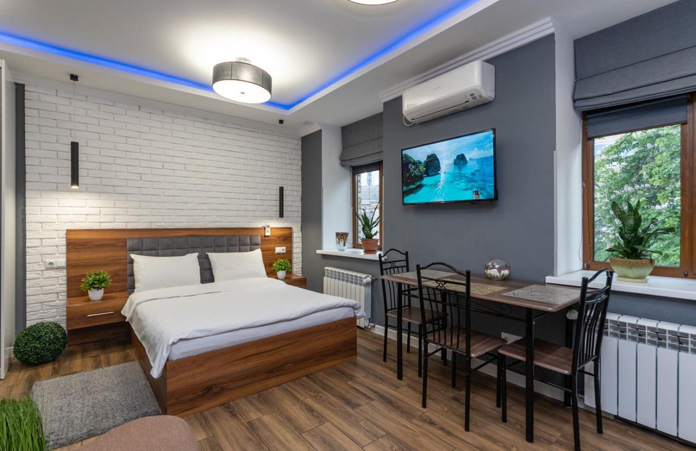 Lux Apartment Near Arena City Kiev Exterior foto