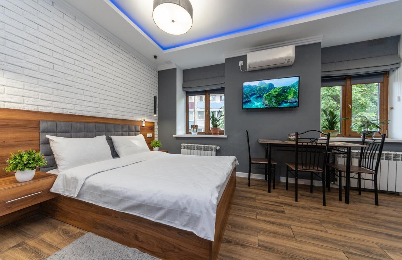 Lux Apartment Near Arena City Kiev Exterior foto